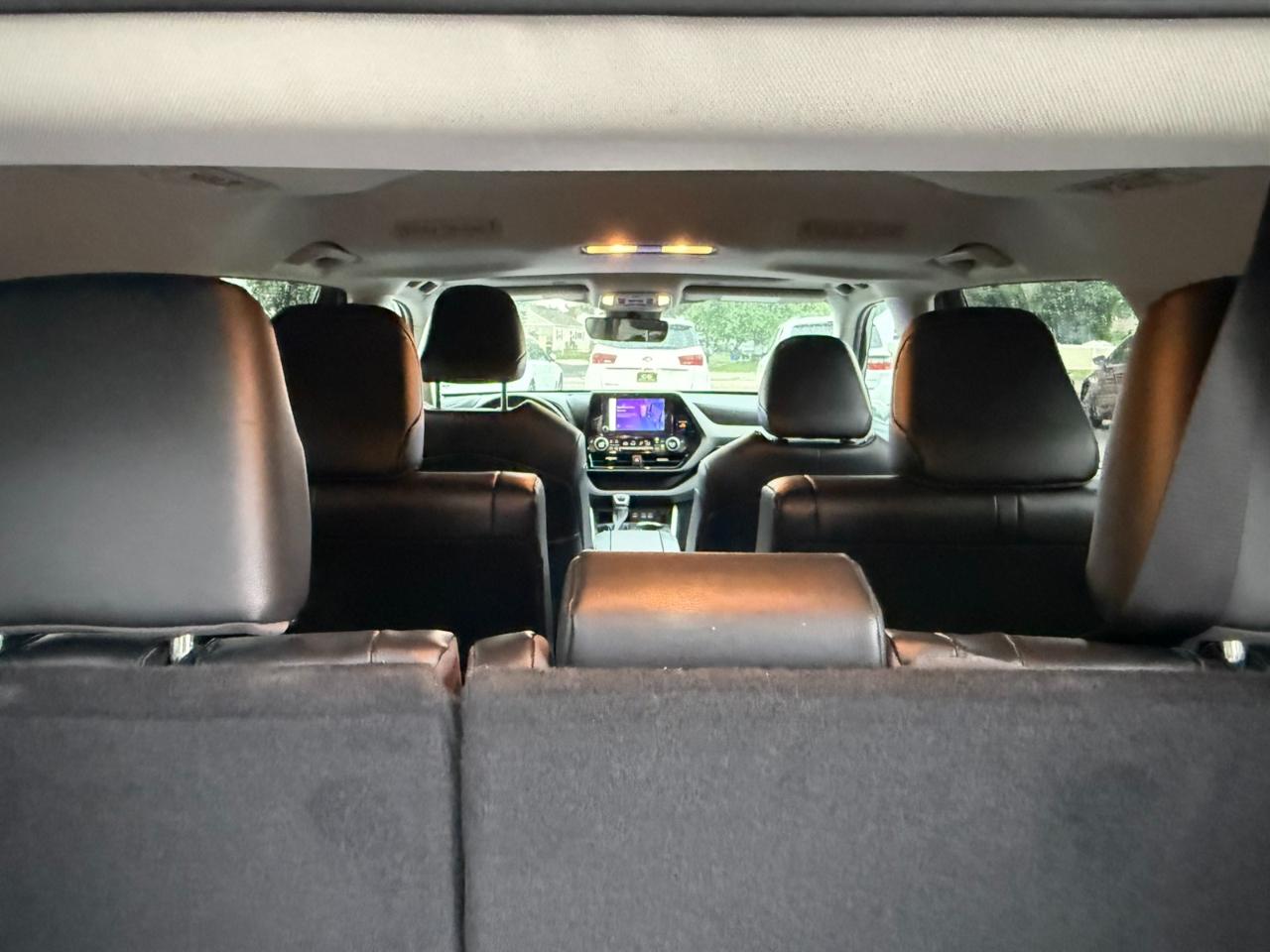 Toyota Highlander Hybrid XLE 2023