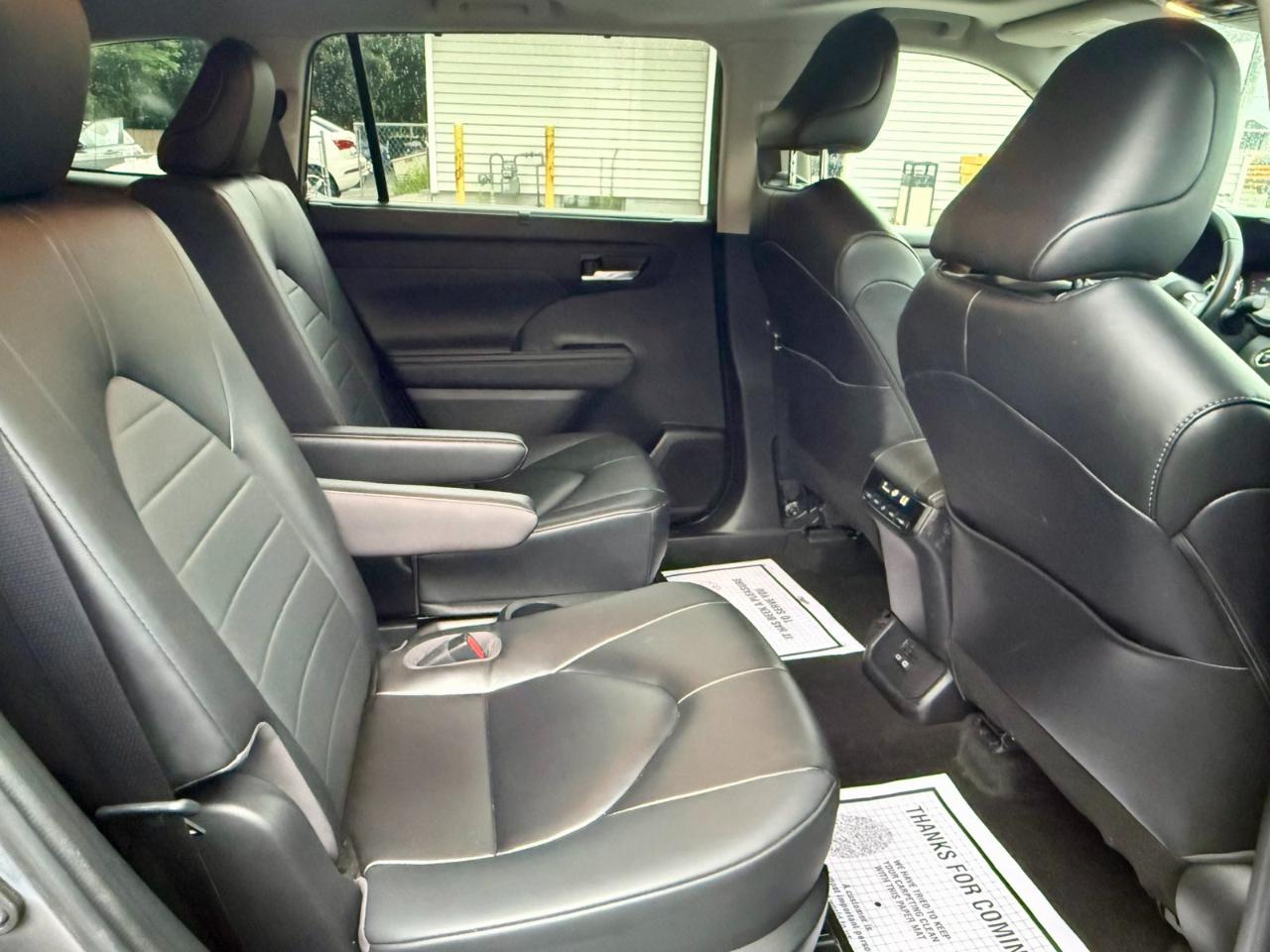 Toyota Highlander Hybrid XLE 2023