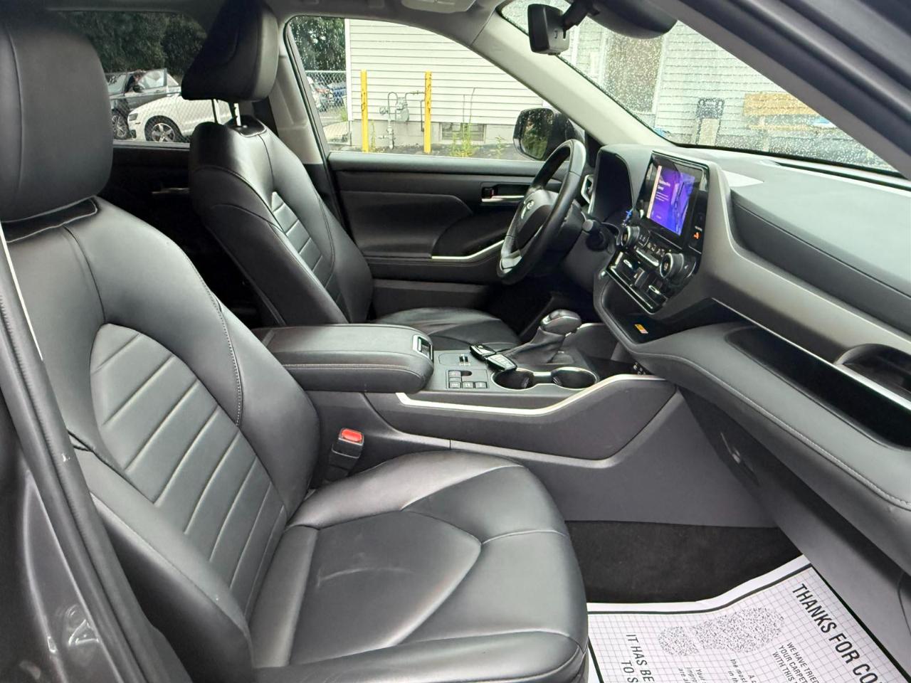 Toyota Highlander Hybrid XLE 2023