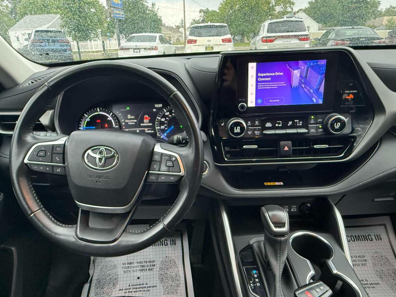 Toyota Highlander Hybrid XLE 2023
