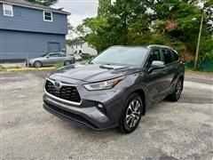 2023 Toyota Highlander Hybrid 