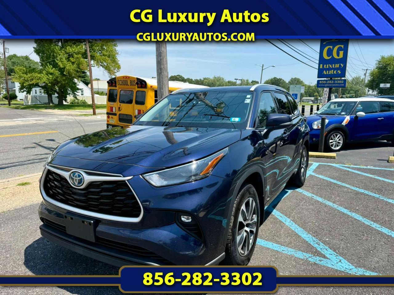 Toyota Highlander Hybrid XLE AWD 2022