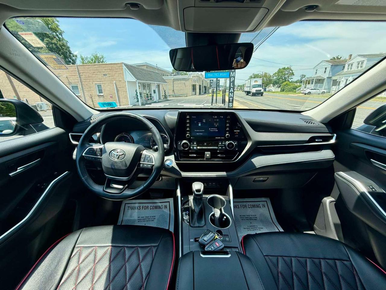 Toyota Highlander Hybrid XLE AWD 2022