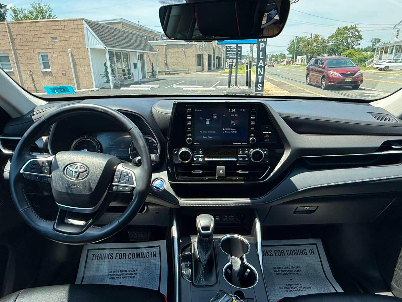 Toyota Highlander Hybrid XLE AWD 2022
