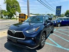 2022 Toyota Highlander Hybrid 