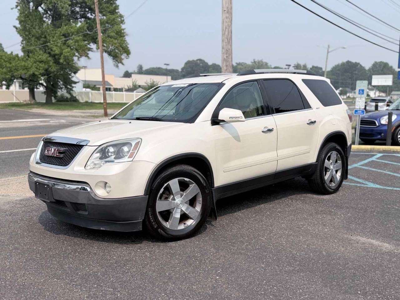 GMC Acadia AWD 4dr SLT1 2012