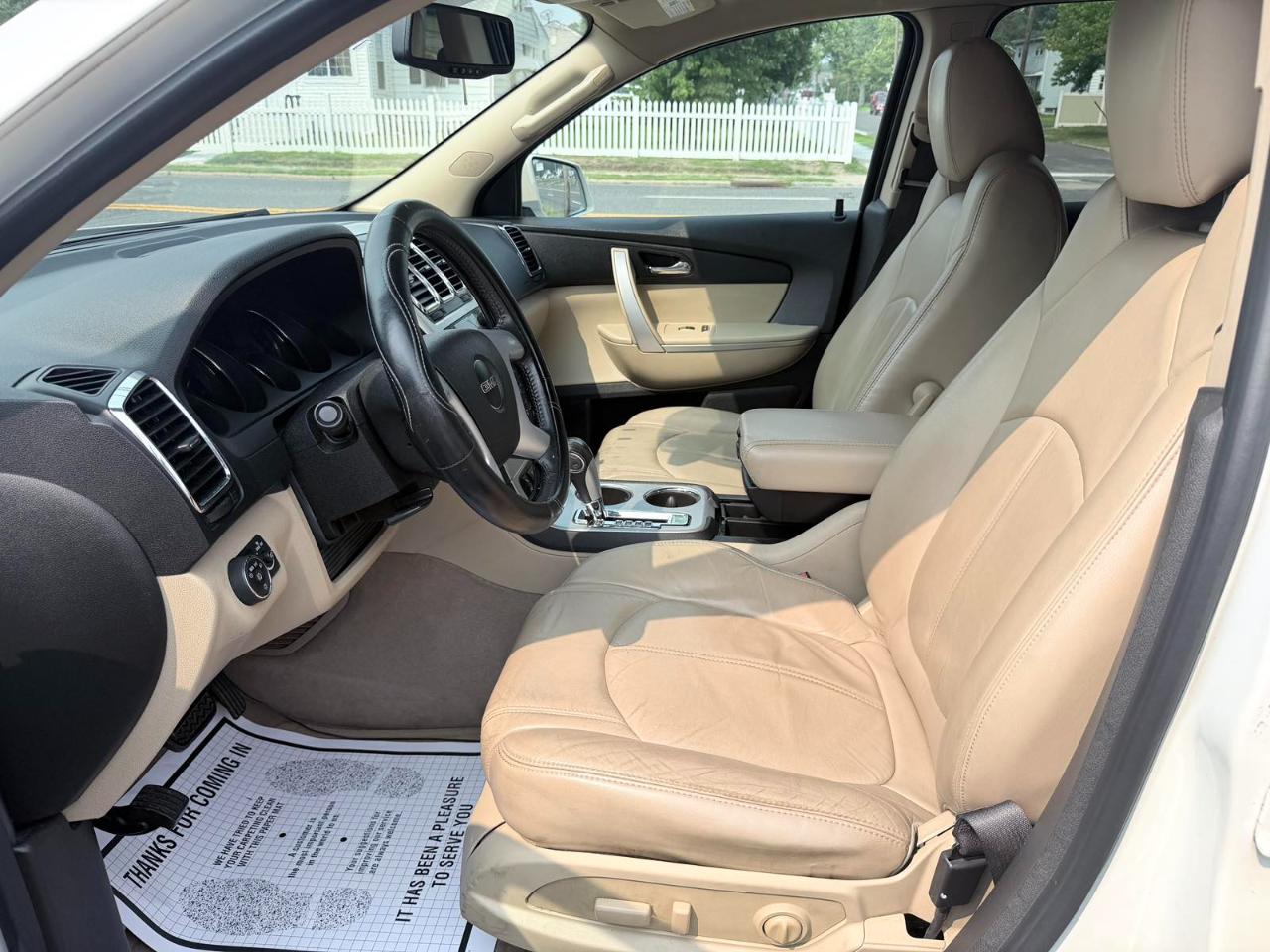 GMC Acadia AWD 4dr SLT1 2012