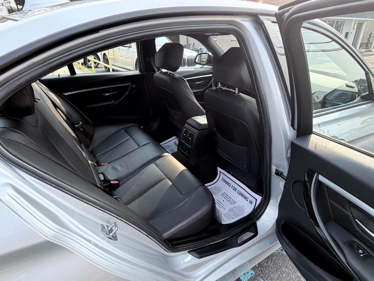 BMW 3 Series 4dr Sdn 328i xDrive AWD SULEV 2016
