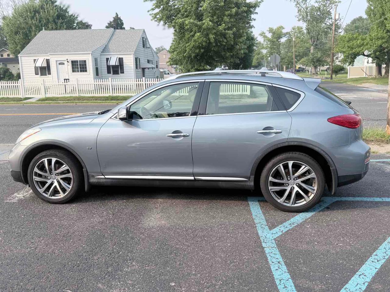 Infiniti QX50 AWD 2017
