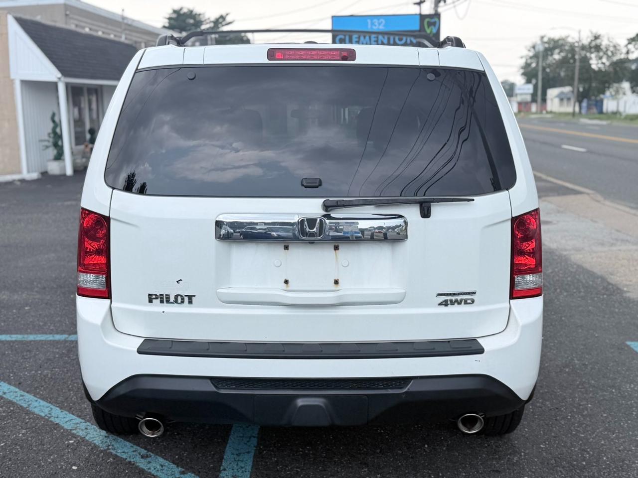 Honda Pilot 4WD 4dr SE 2015