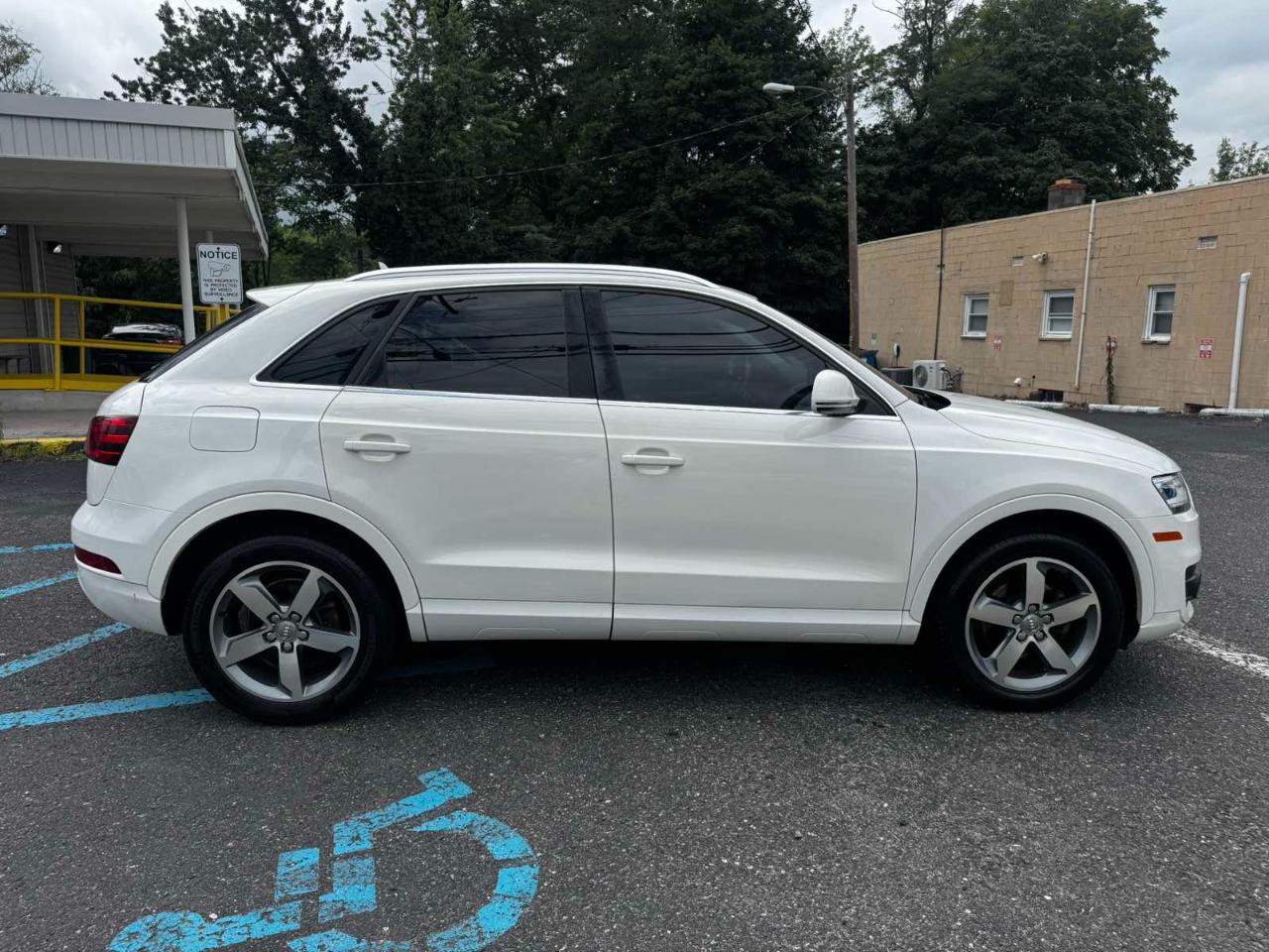 Audi Q3 FrontTrak 4dr 2.0T Premium Plus 2015