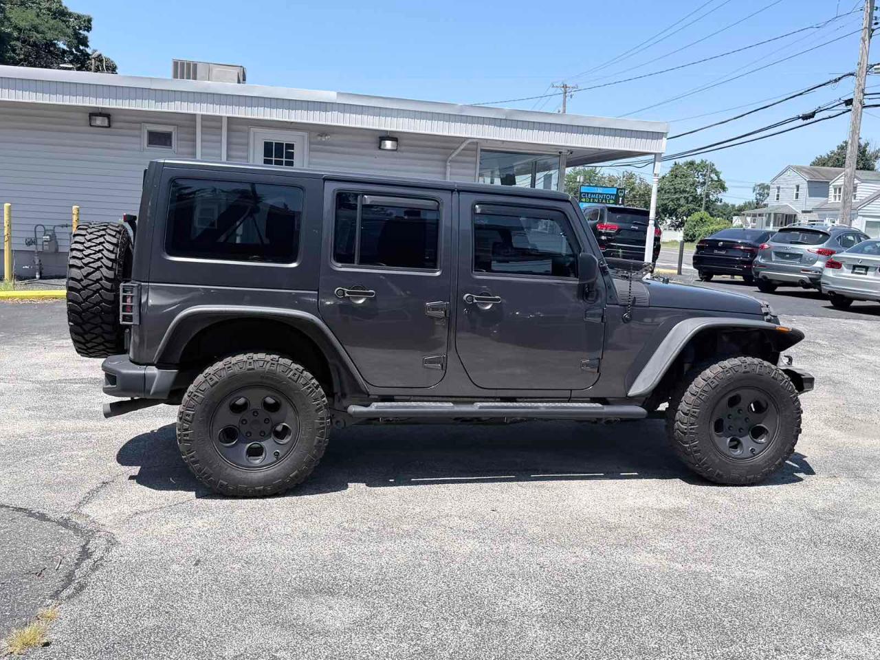 Jeep Wrangler Unlimited 4WD 4dr Sport 2014