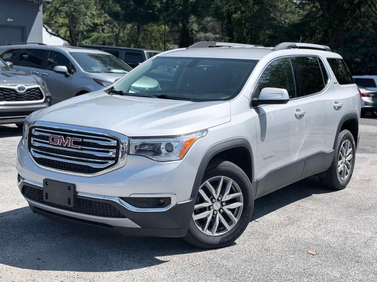 GMC Acadia AWD 4dr SLE w/SLE-2 2017