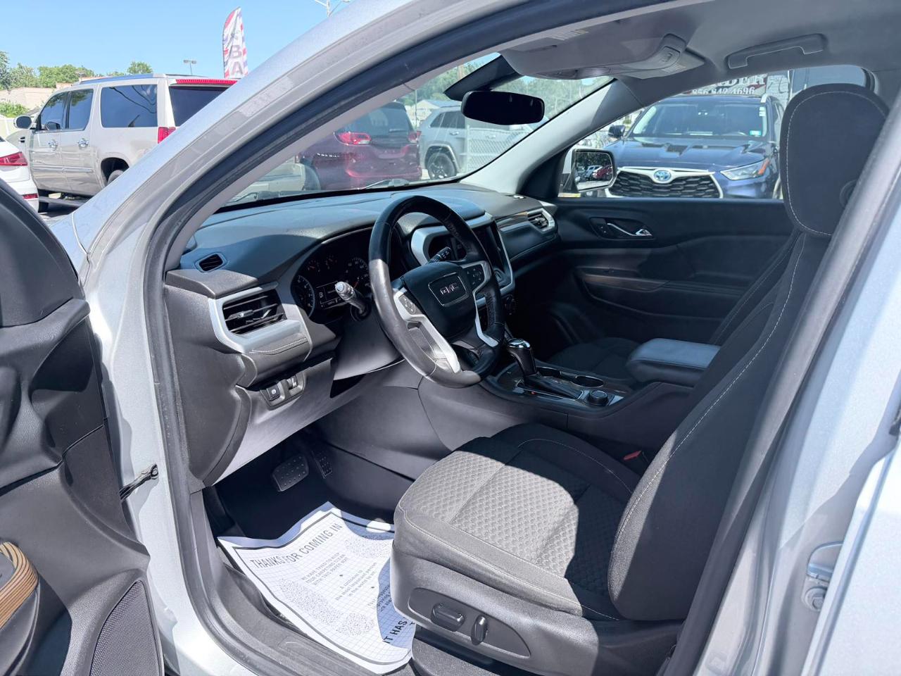 GMC Acadia AWD 4dr SLE w/SLE-2 2017