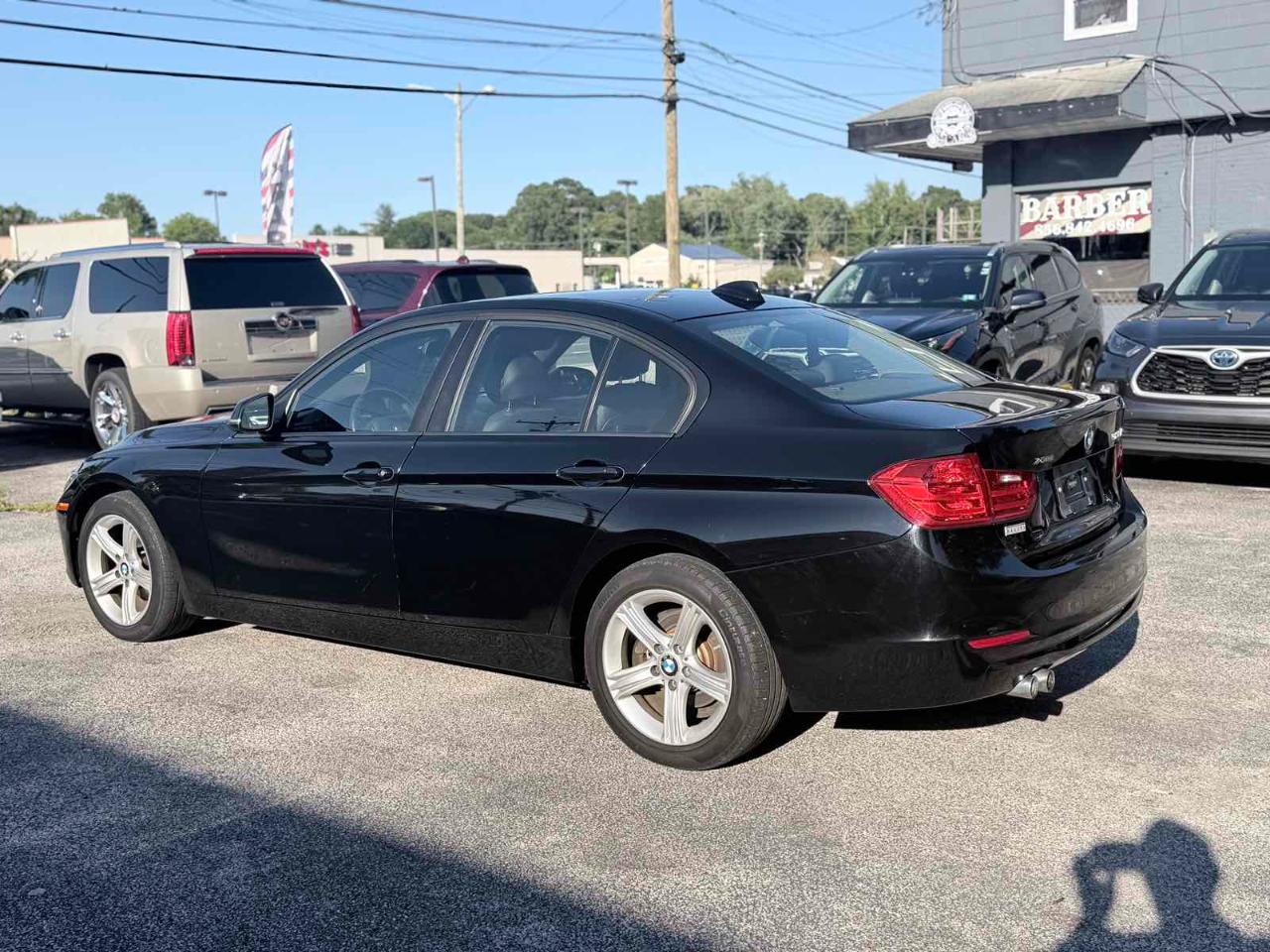 BMW 3 Series 4dr Sdn 328i xDrive AWD SULEV 2014