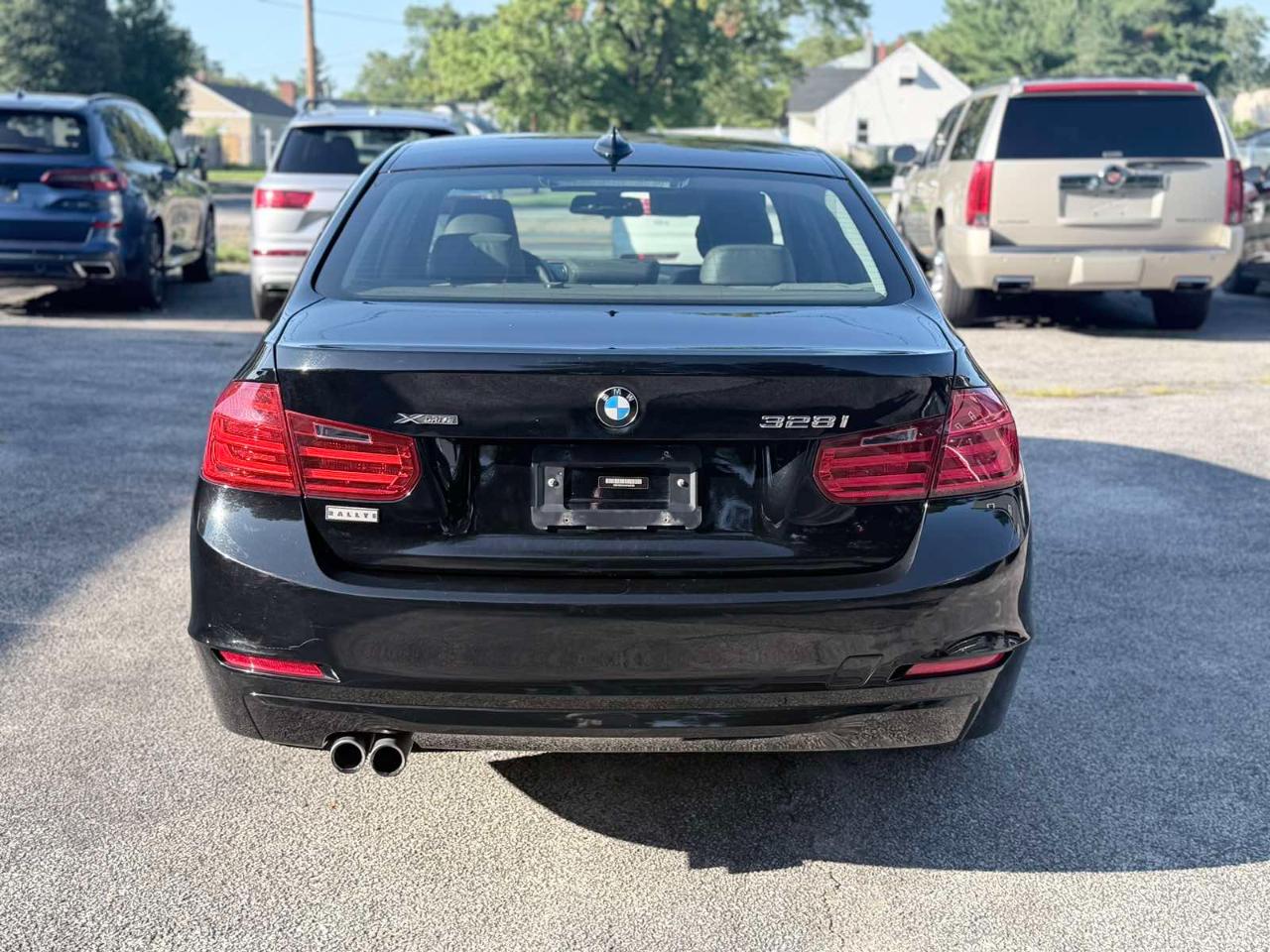 BMW 3 Series 4dr Sdn 328i xDrive AWD SULEV 2014
