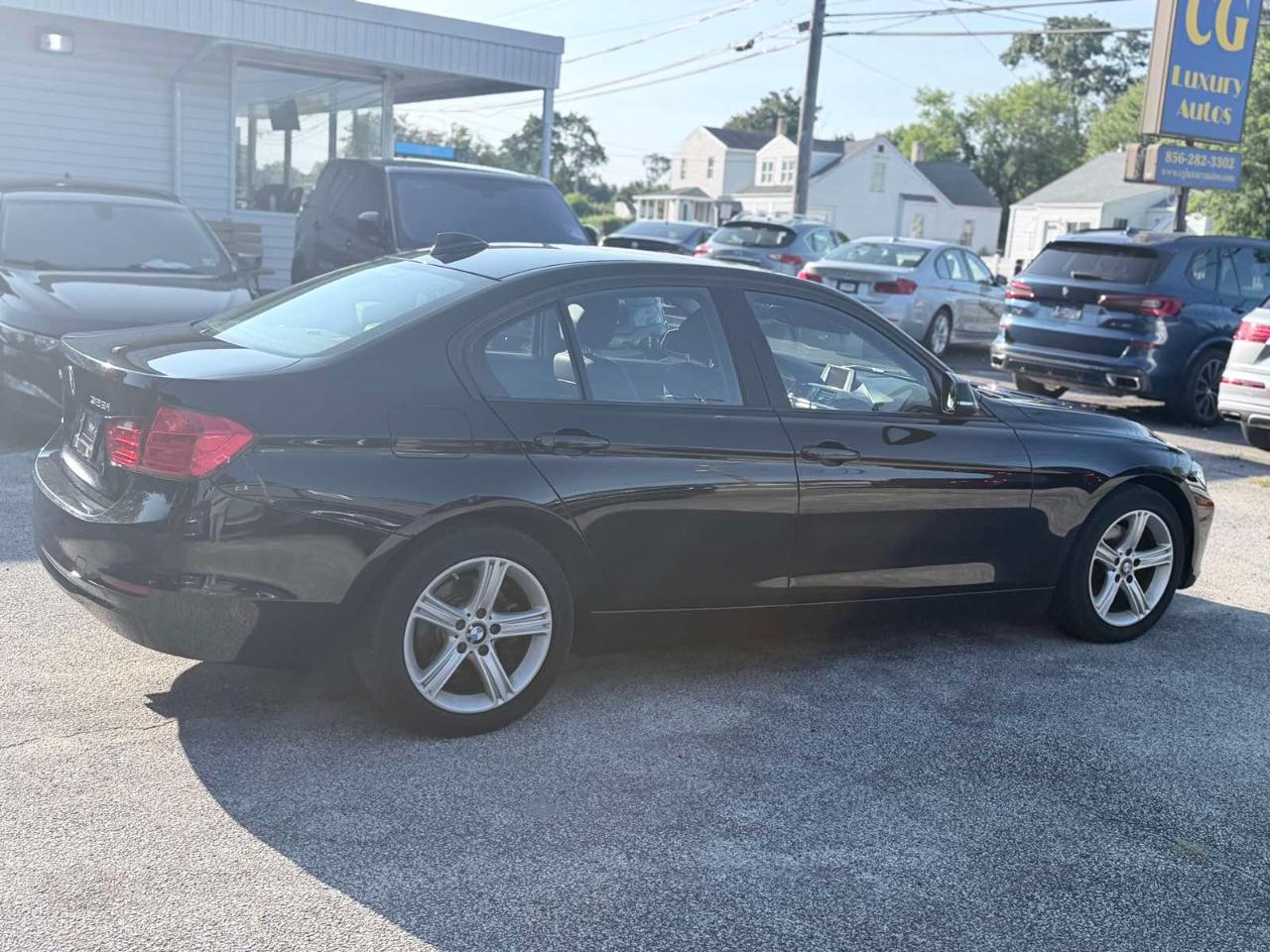 BMW 3 Series 4dr Sdn 328i xDrive AWD SULEV 2014