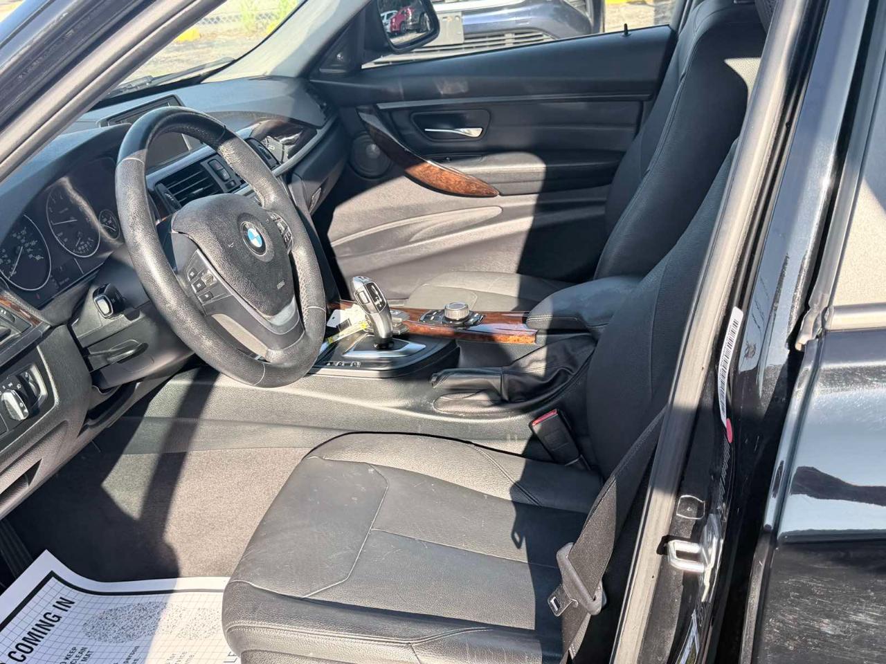 BMW 3 Series 4dr Sdn 328i xDrive AWD SULEV 2014