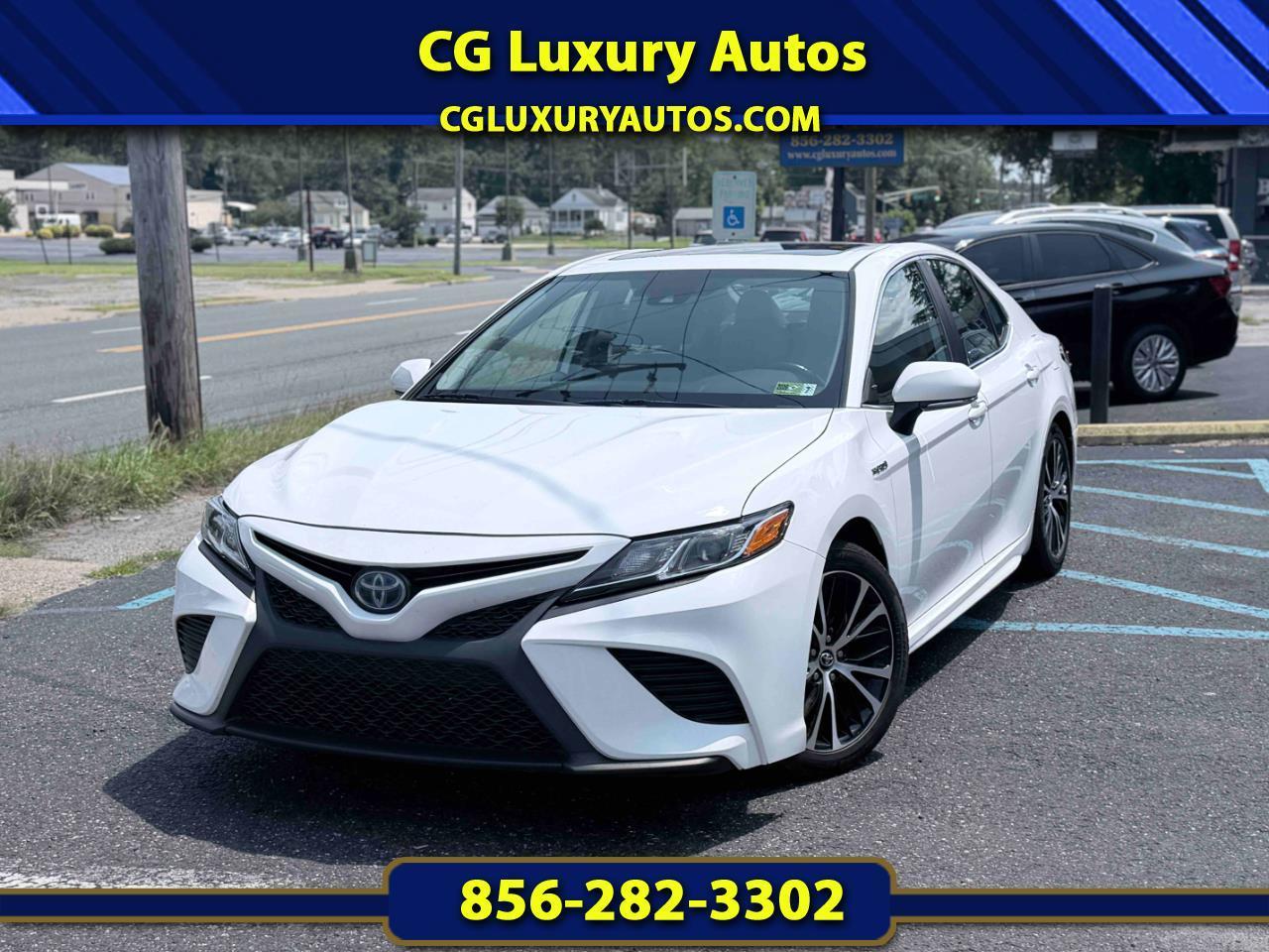 Toyota Camry Hybrid LE CVT (Natl) 2019