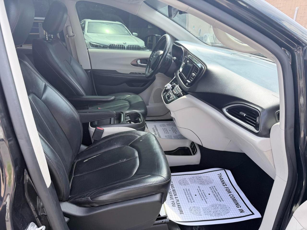 Chrysler Pacifica Touring L FWD 2019