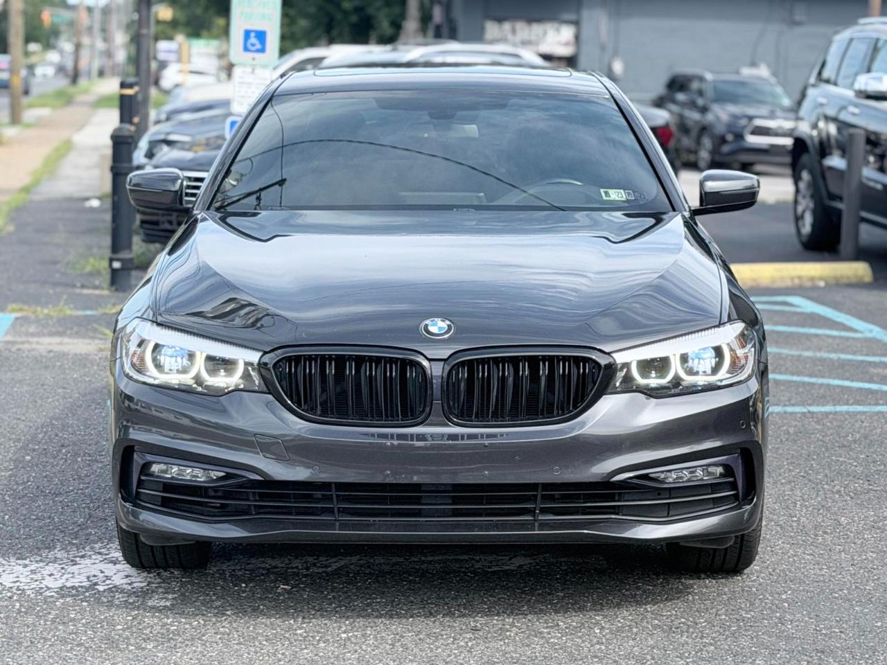 BMW 5 Series 540i Sedan 2017