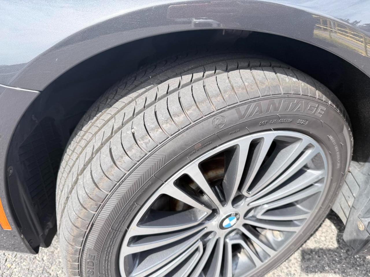 BMW 5 Series 540i Sedan 2017