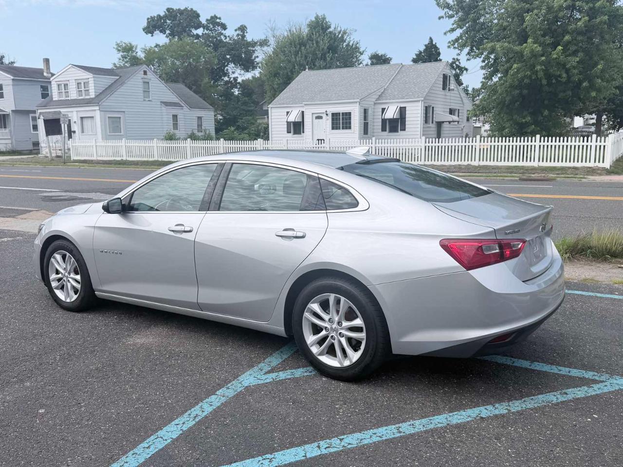 Chevrolet Malibu 4dr Sdn LT w/1LT 2016