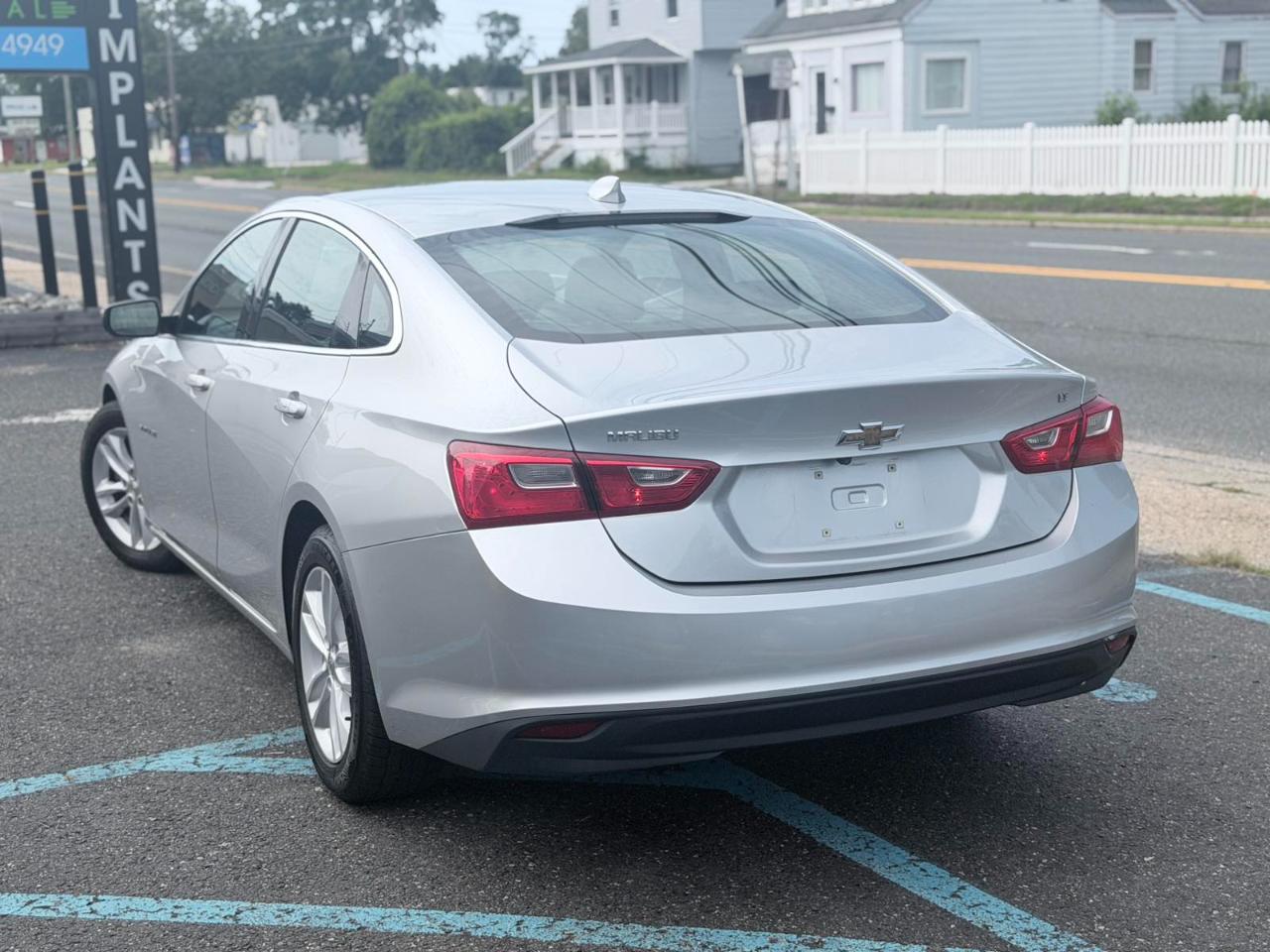 Chevrolet Malibu 4dr Sdn LT w/1LT 2016