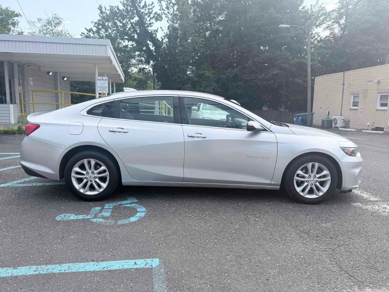 Chevrolet Malibu 4dr Sdn LT w/1LT 2016
