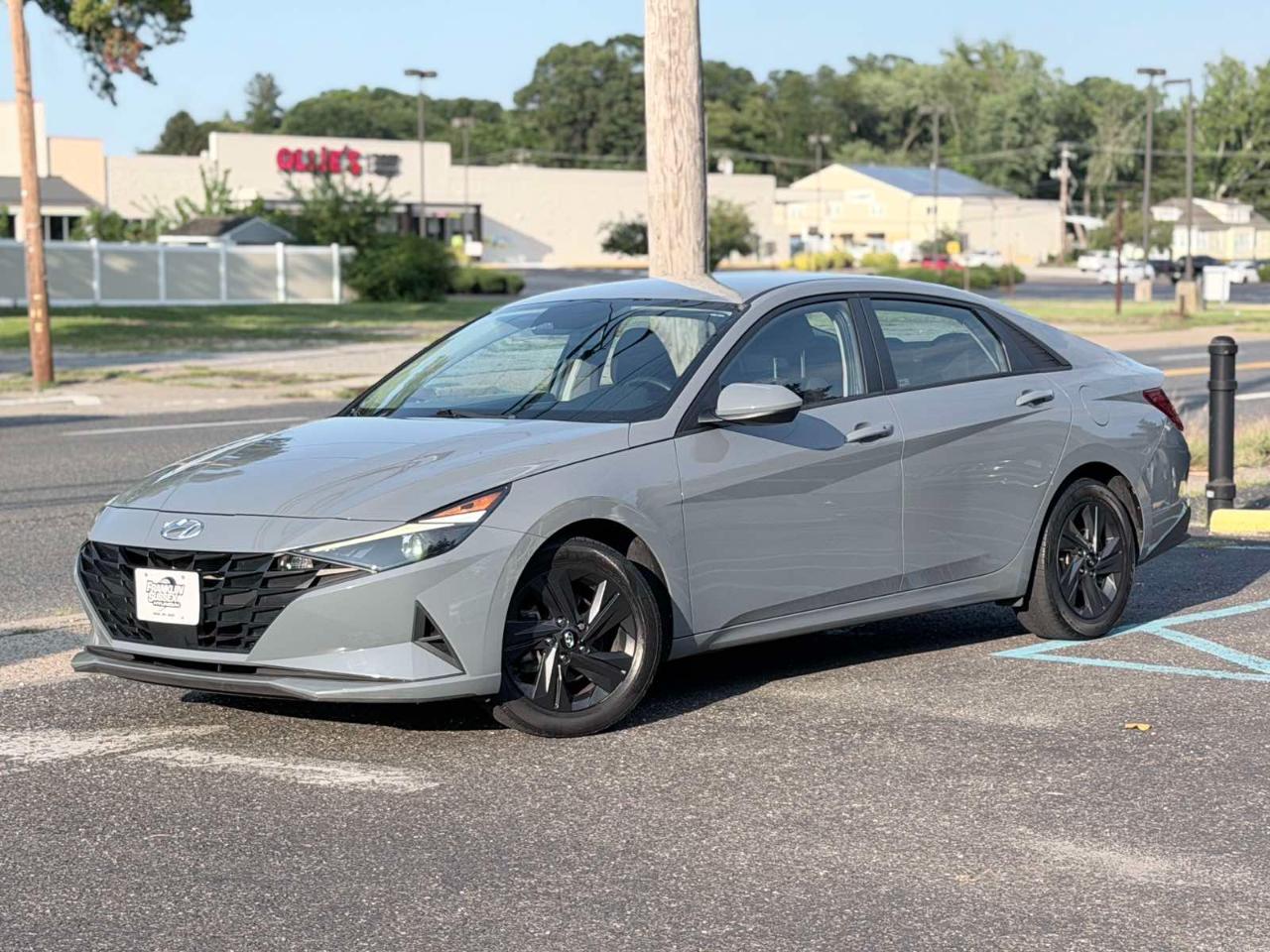 Hyundai Elantra SEL 2021