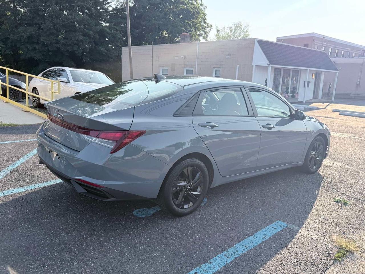 Hyundai Elantra SEL 2021