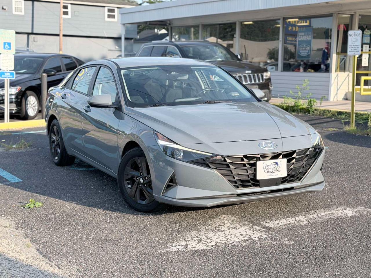 Hyundai Elantra SEL 2021