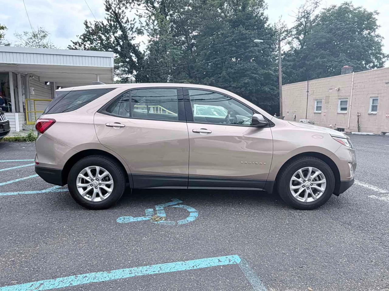Chevrolet Equinox LS 2019