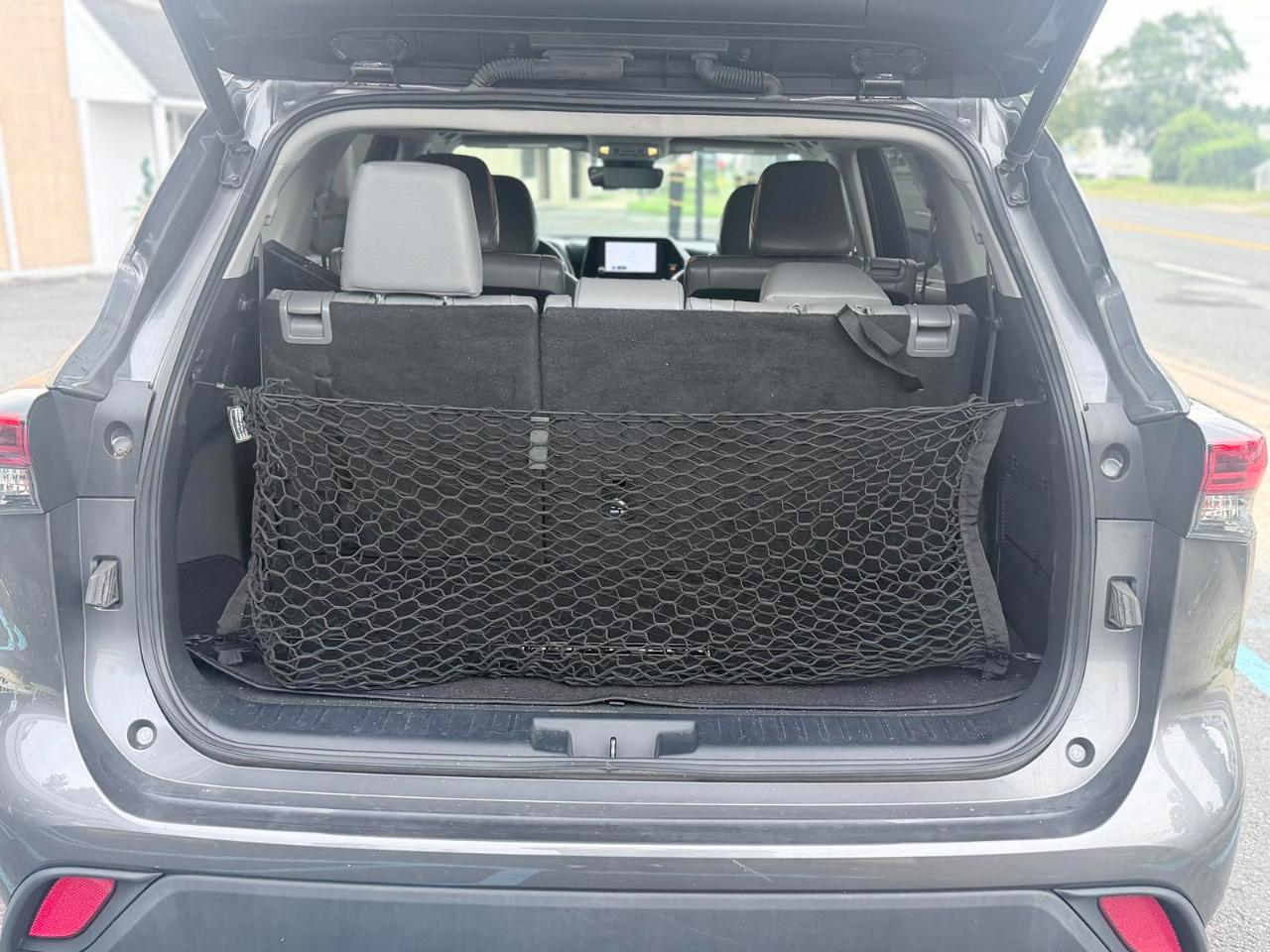 Toyota Highlander Hybrid XLE 2023
