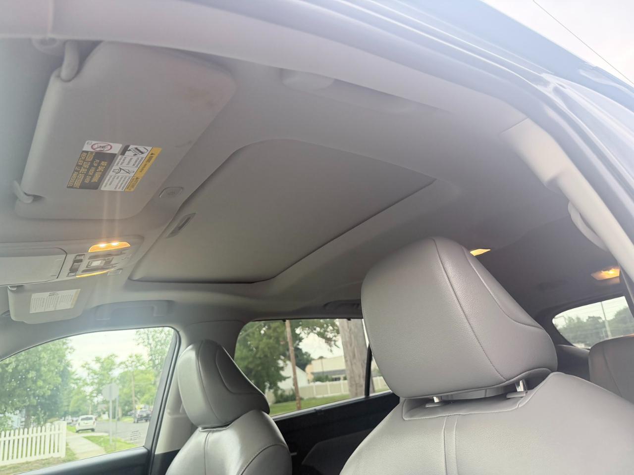 Toyota Highlander Hybrid XLE 2023