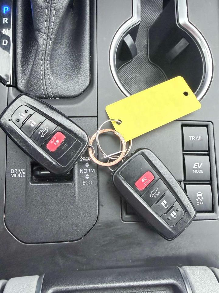 Toyota Highlander Hybrid XLE 2023