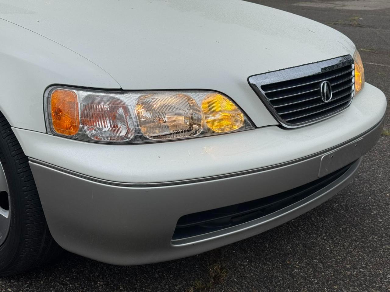 Acura RL 4dr Sdn Special Edition 1998
