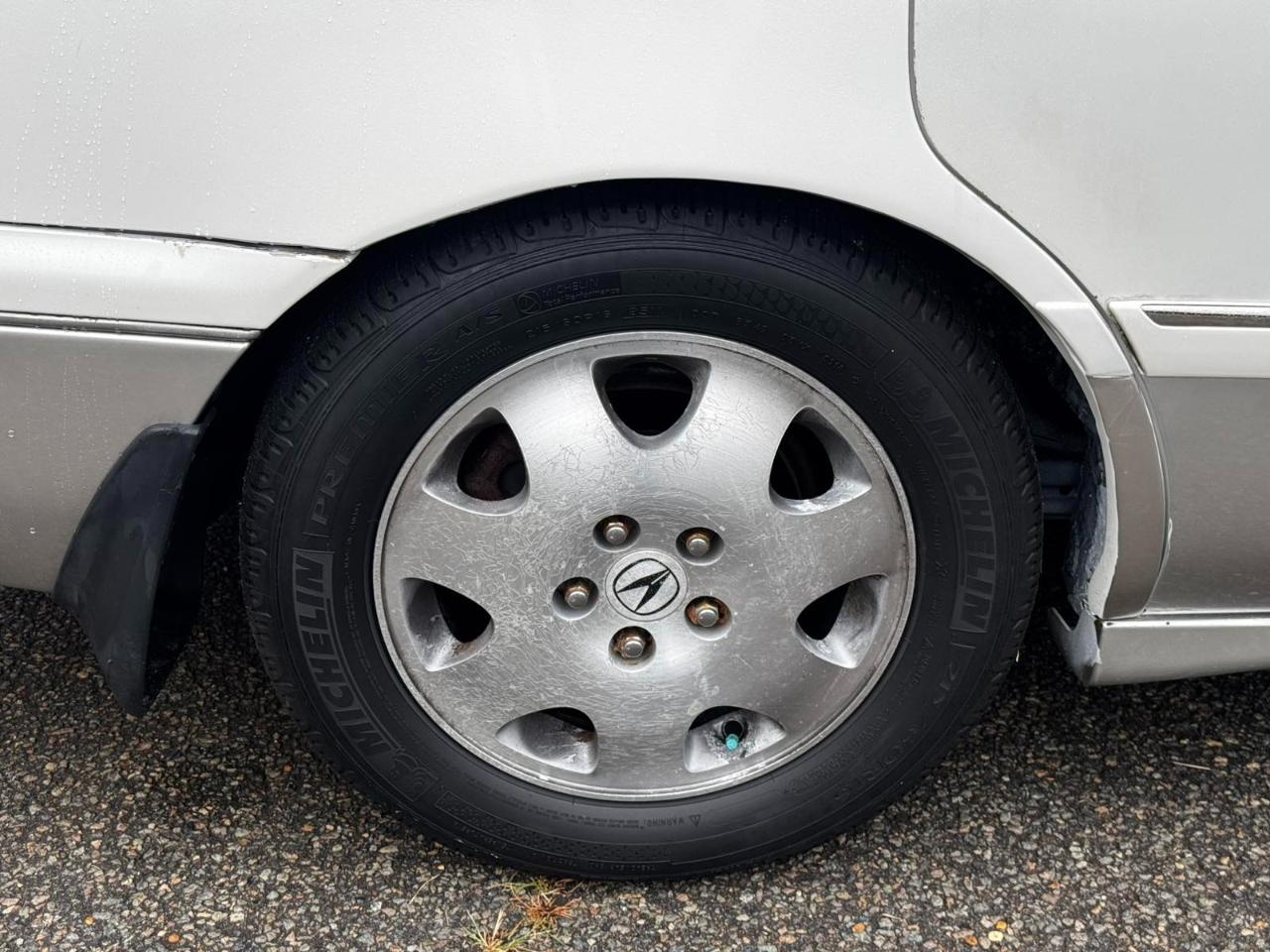 Acura RL 4dr Sdn Special Edition 1998