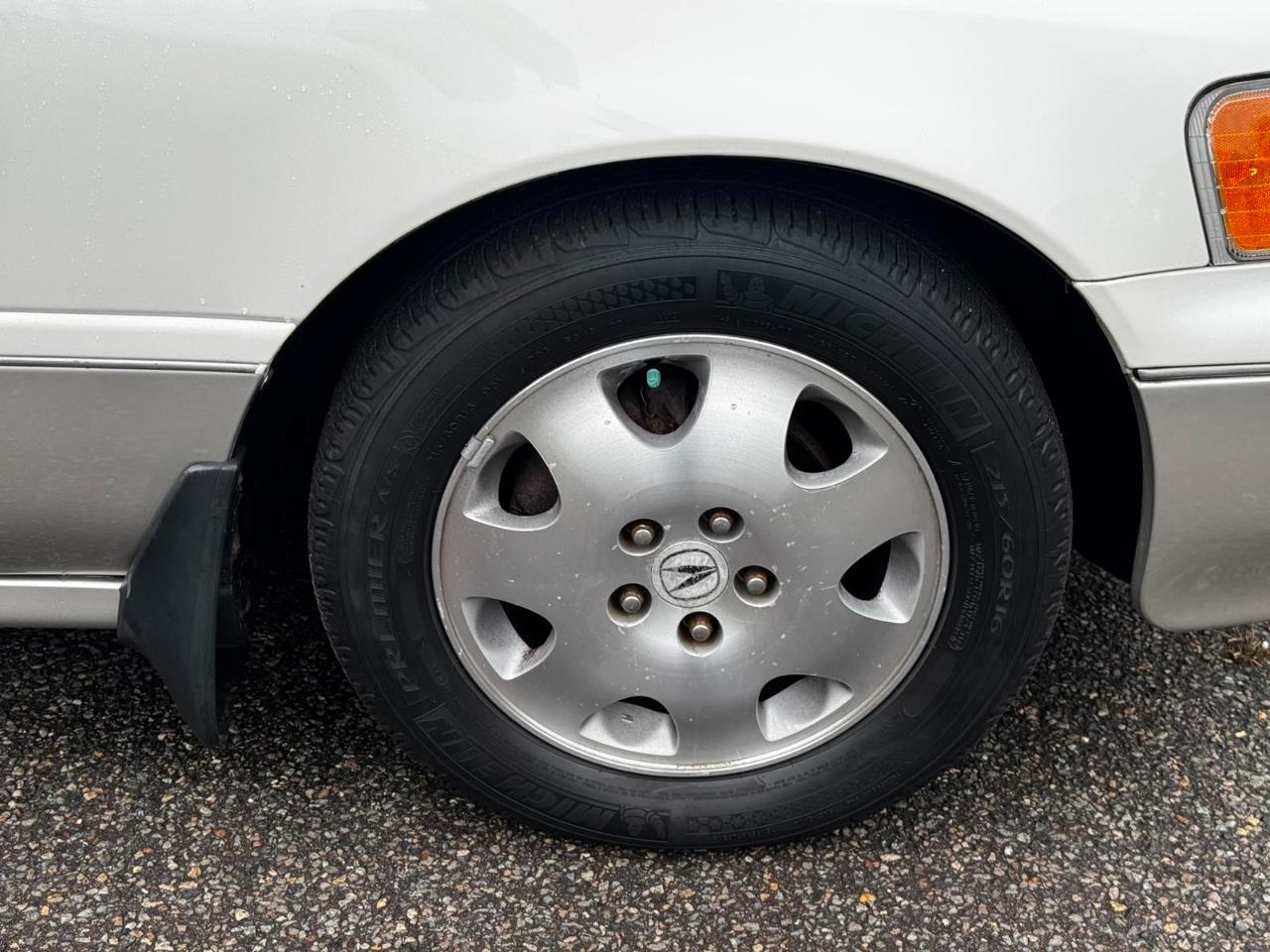 Acura RL 4dr Sdn Special Edition 1998
