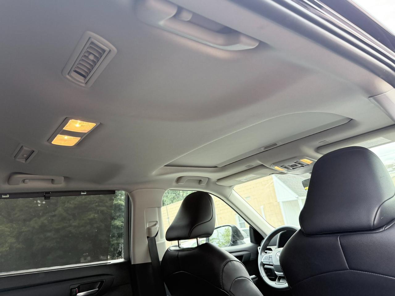 Toyota Highlander Hybrid XLE 2024