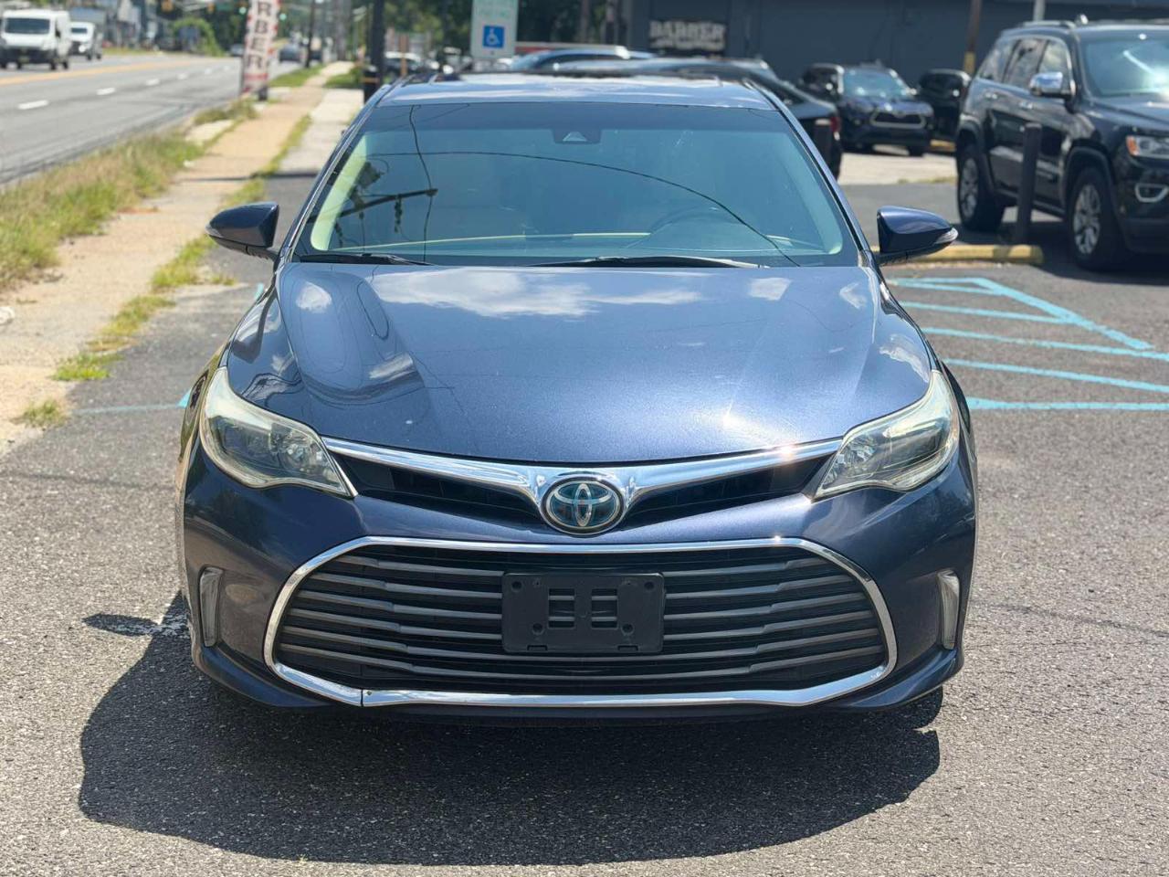 Toyota Avalon Hybrid Limited 2018
