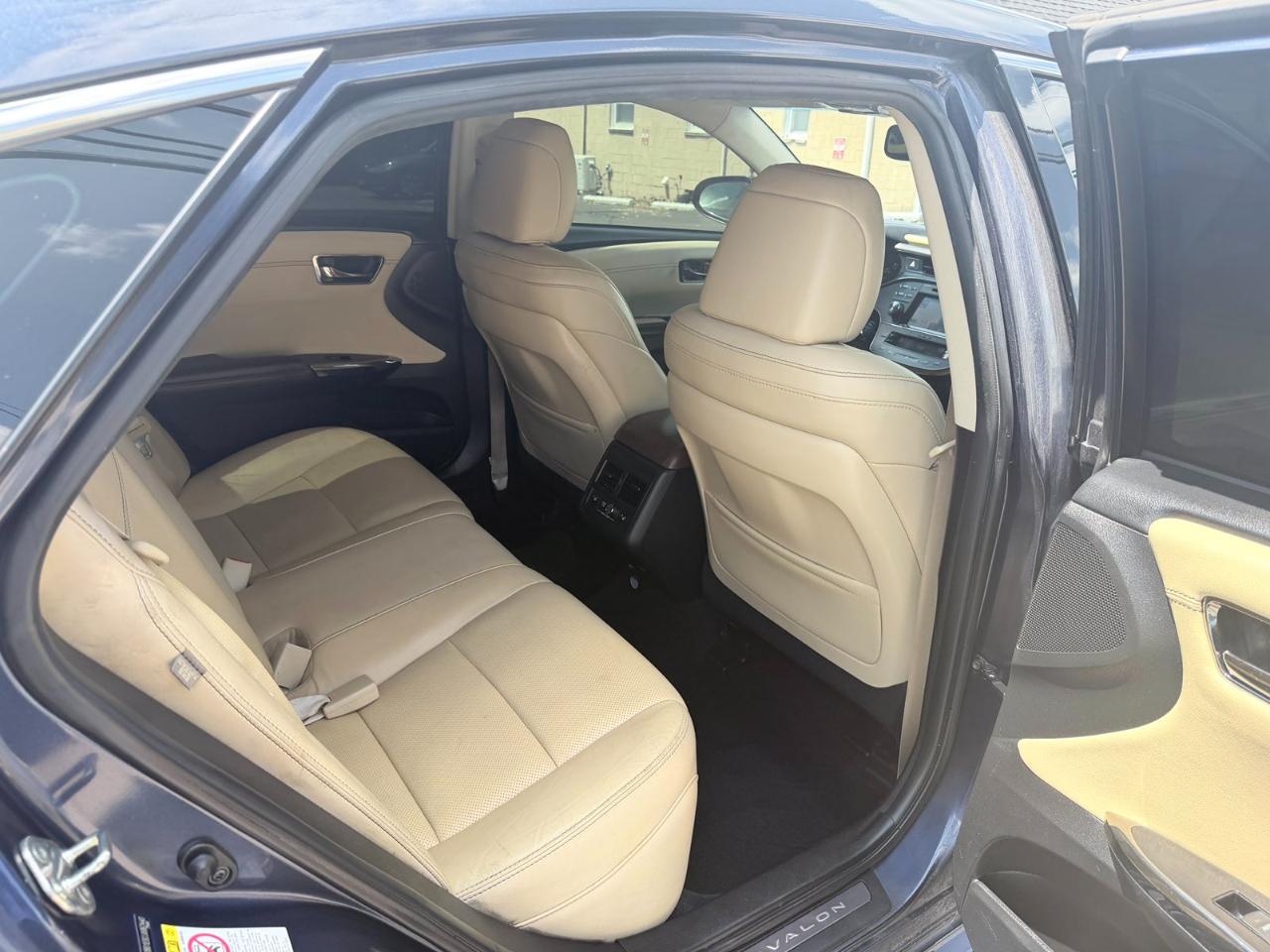 Toyota Avalon Hybrid Limited 2018