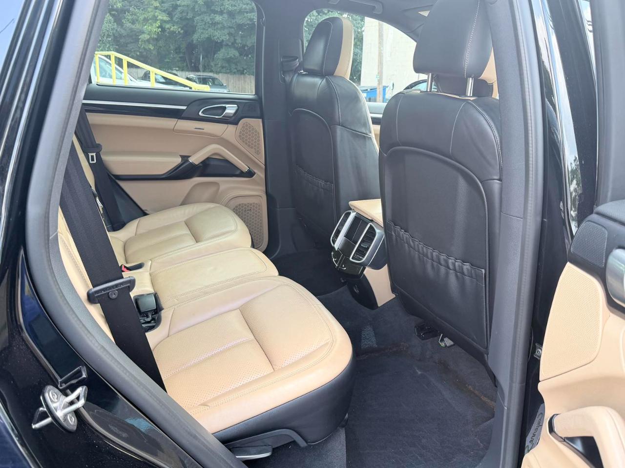 Porsche Cayenne S E-Hybrid Platinum Edition AWD 2017