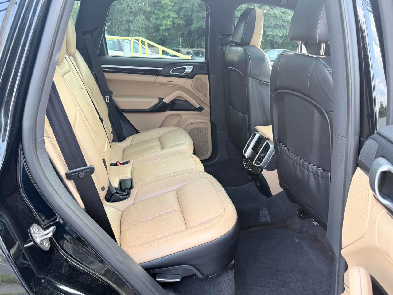 Porsche Cayenne S E-Hybrid Platinum Edition AWD 2017