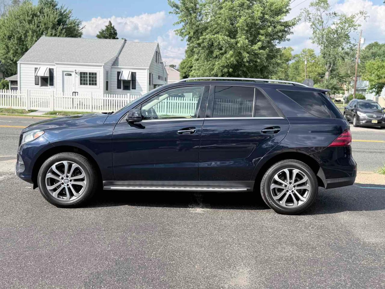 Mercedes-Benz GLE 4MATIC 4dr GLE 350 2016