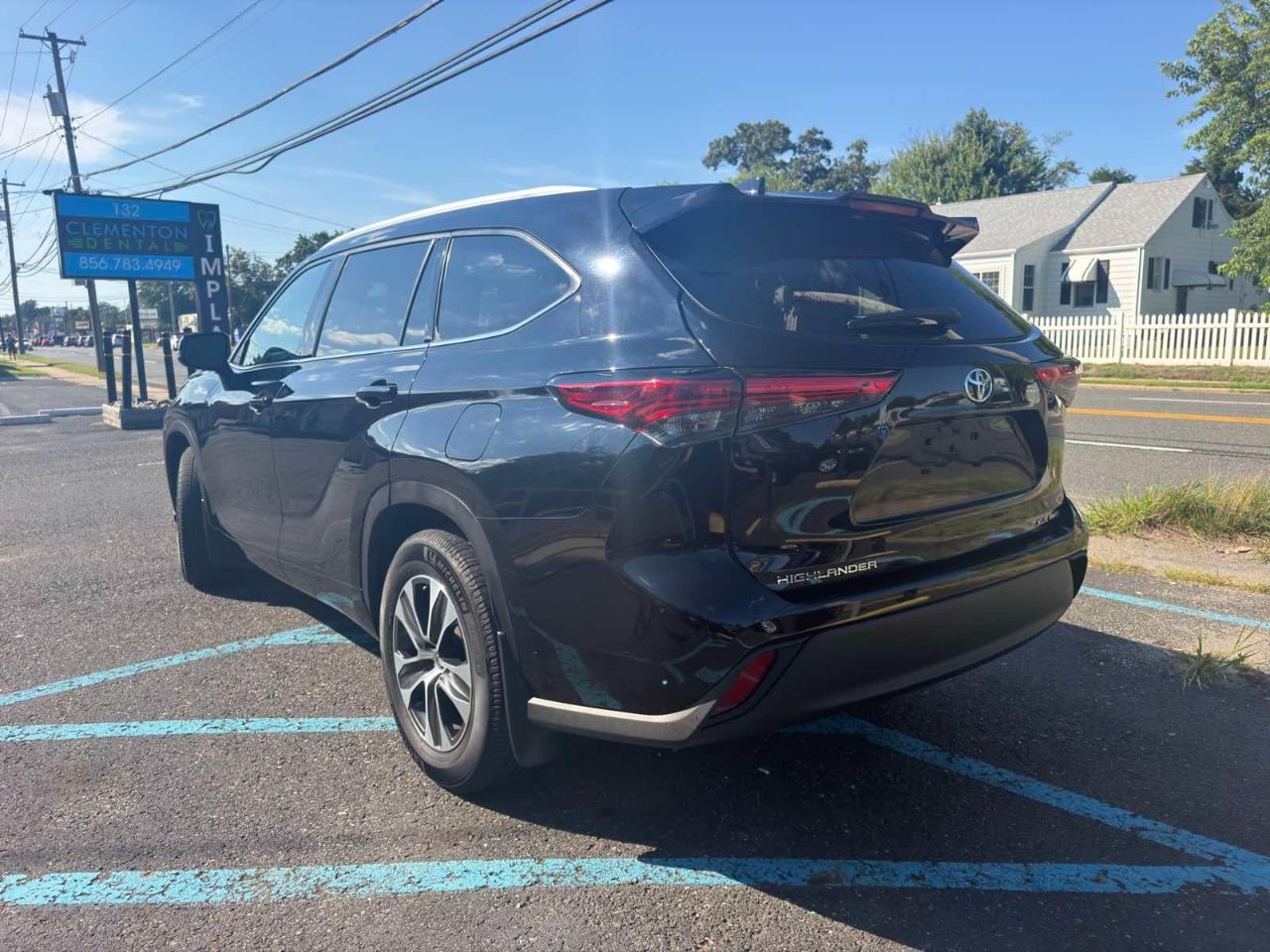 Toyota Highlander XLE 2022