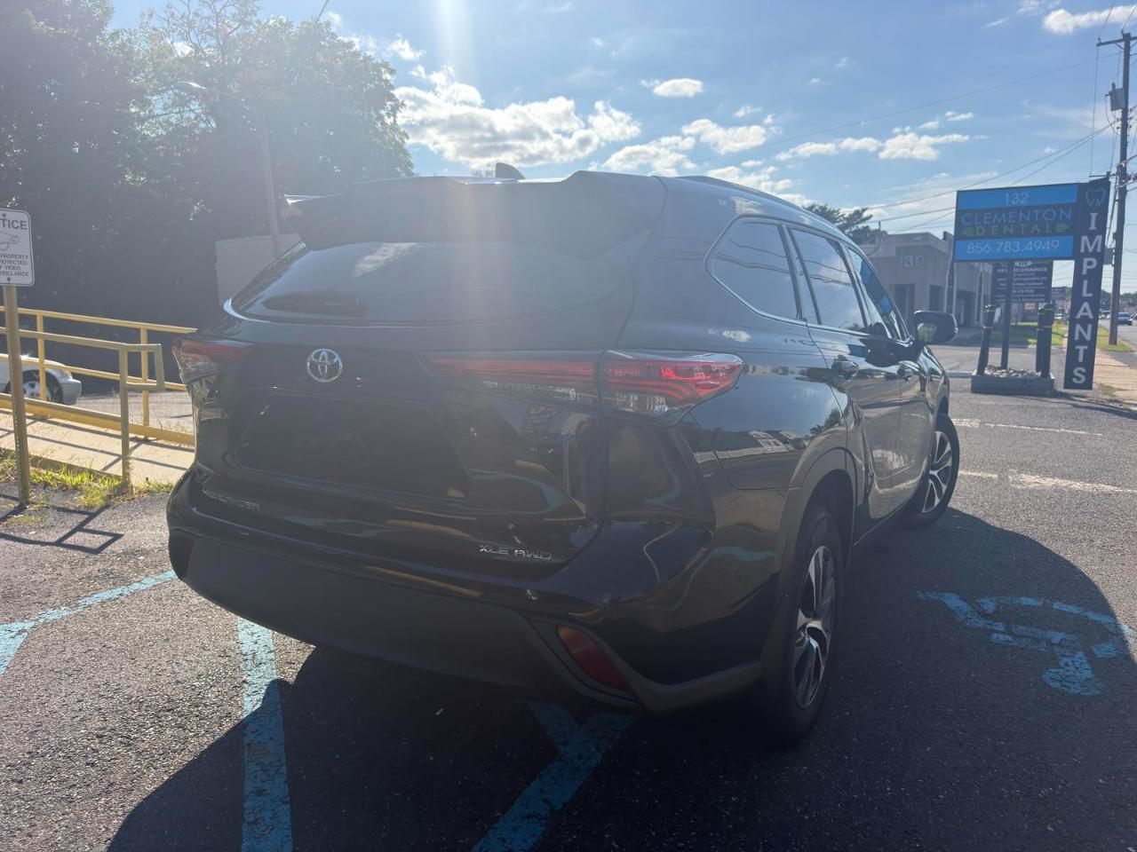 Toyota Highlander XLE 2022
