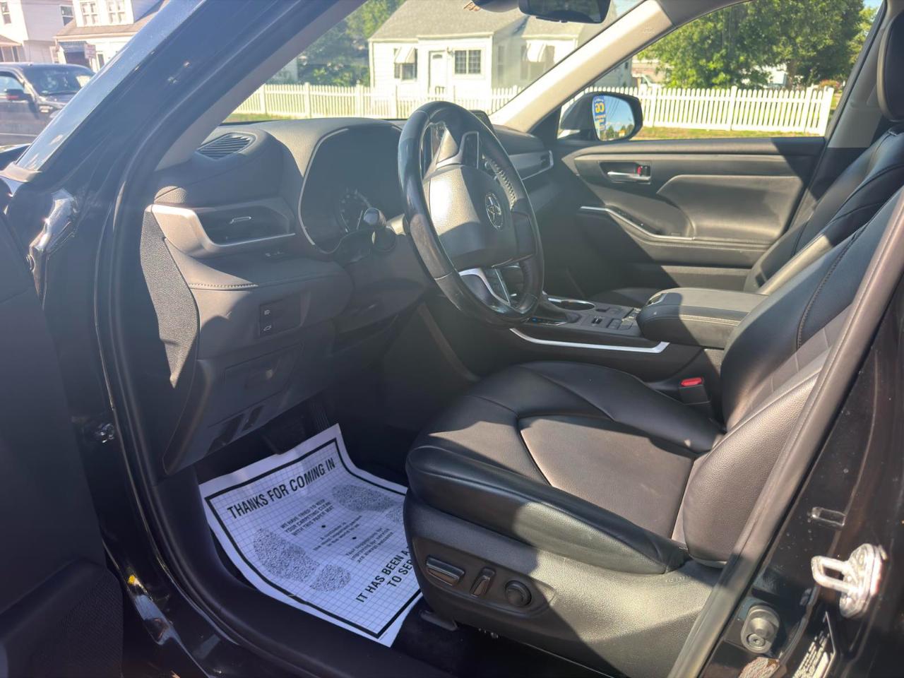 Toyota Highlander XLE 2022