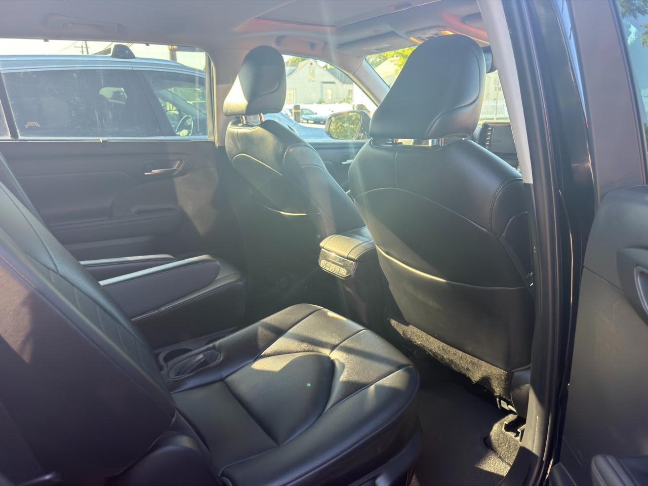 Toyota Highlander XLE 2022