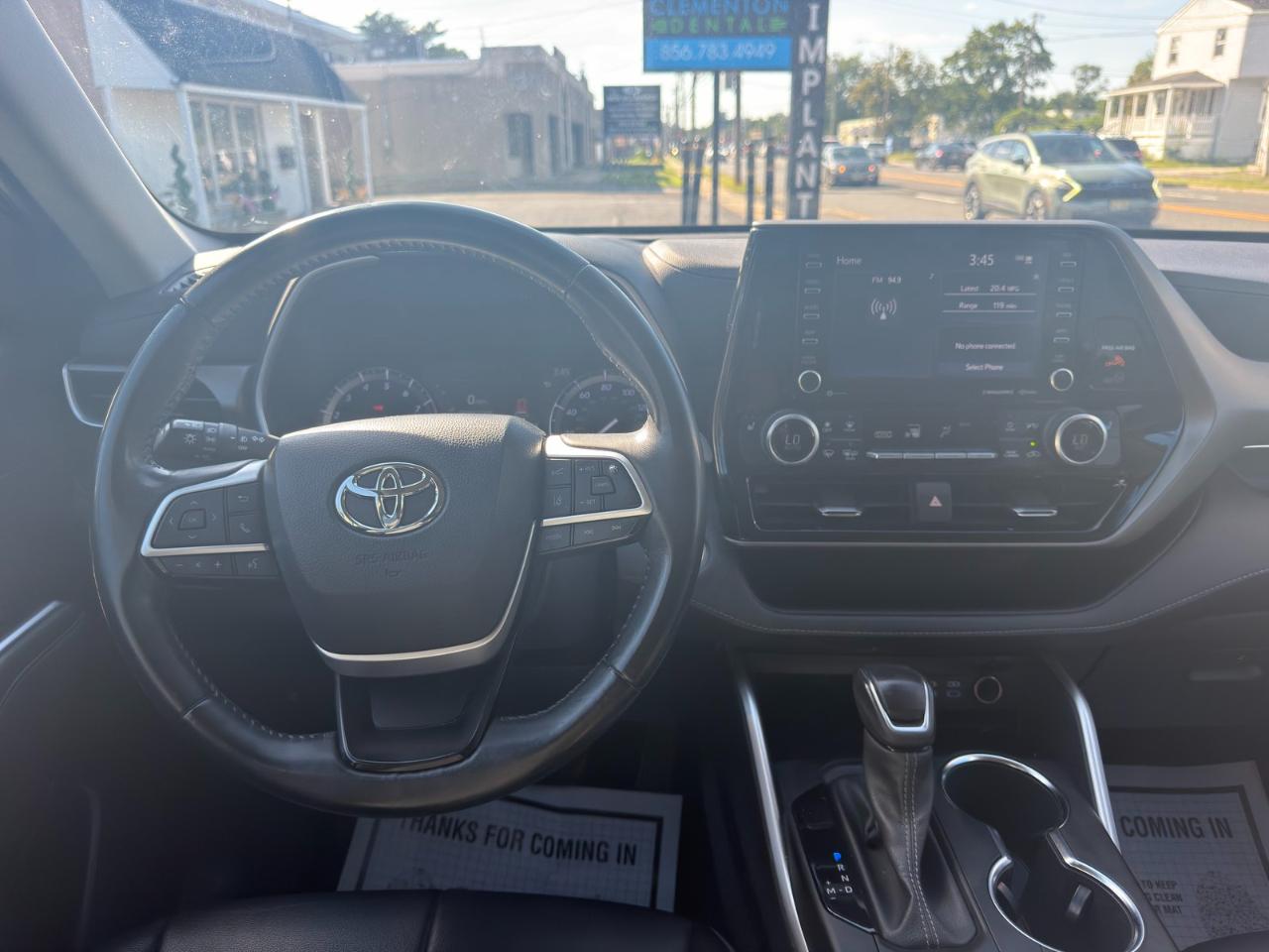 Toyota Highlander XLE 2022